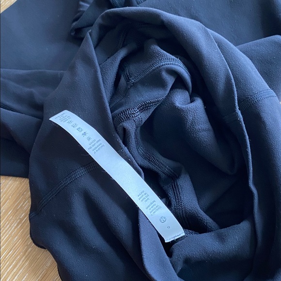 LULULEMON Align (6) HR legging 28” (black/BLK) - Picture 13 of 16